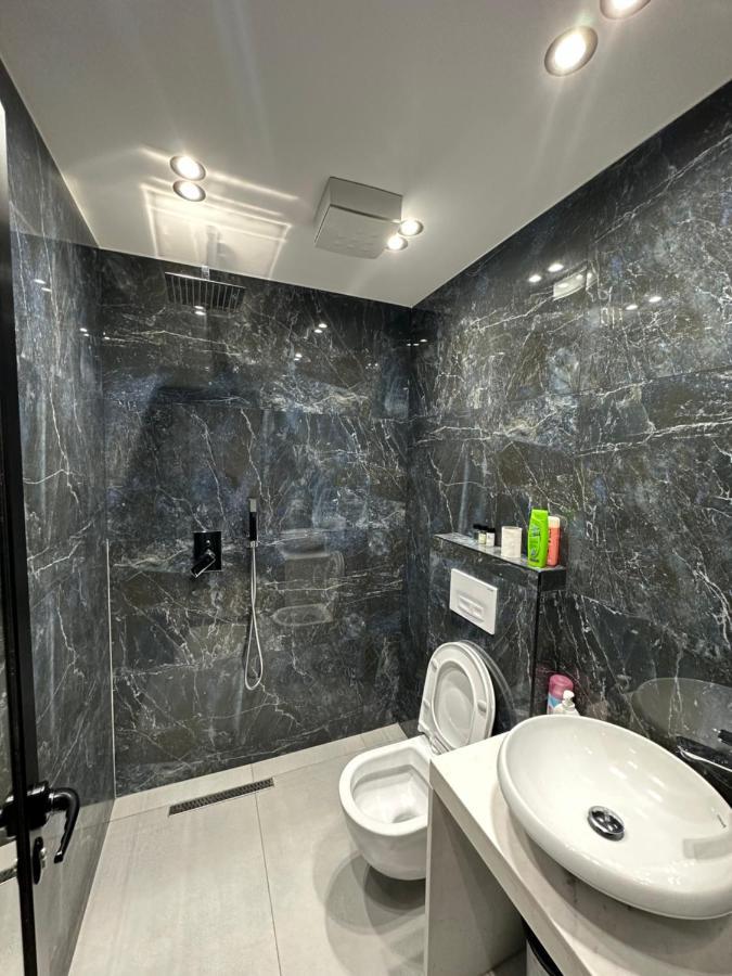 Cozystayapartments By Flow تيرانا المظهر الخارجي الصورة